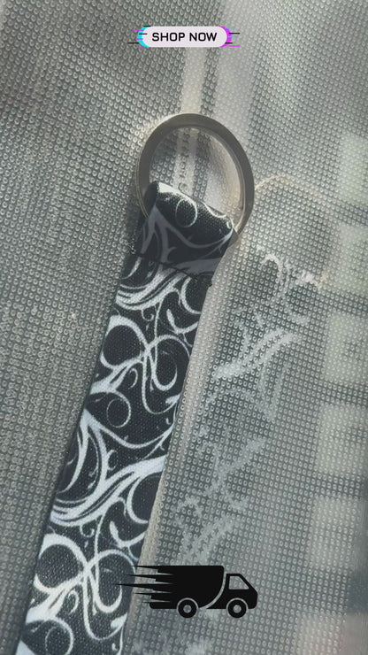 Colors of Life Mini Schlüsselanhänger Lanyard 20x270mm – Limited Drop / Black White Tribal Style.